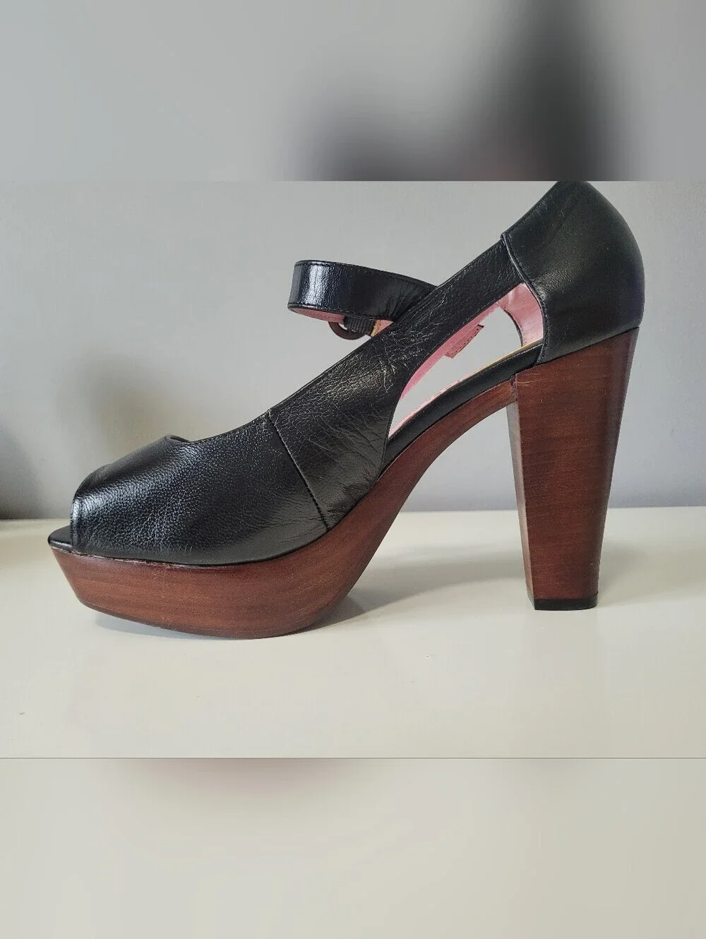 Jeffrey Campbell Dobrica Leather Wood Platform Mary Jane Pumps, GUC, Size 40